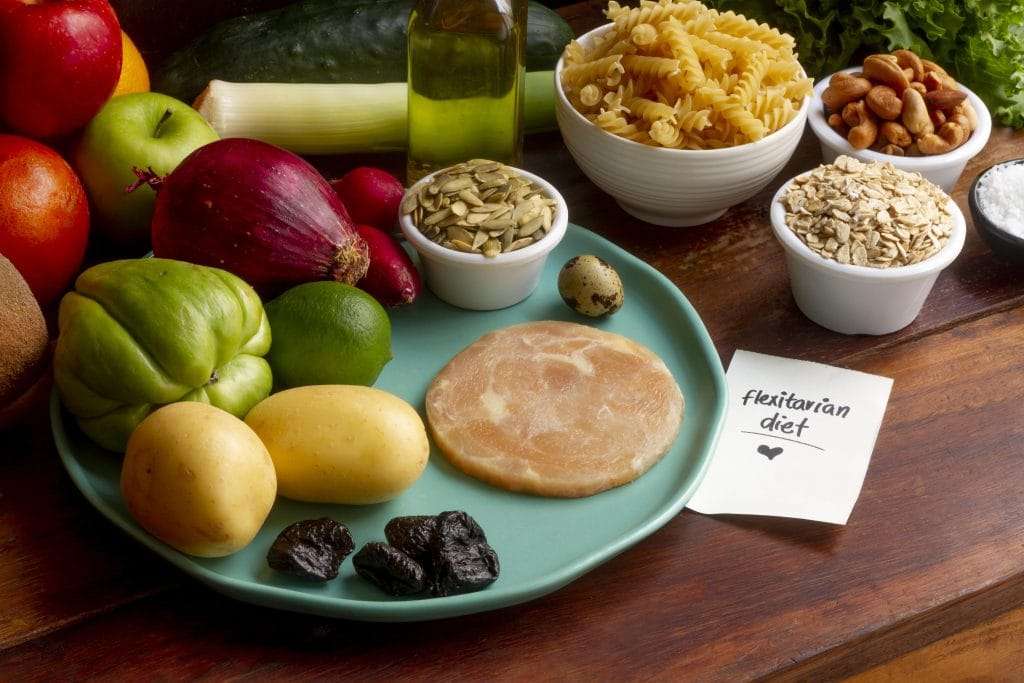 10 Best Foods That Help Reduce Bloating Naturally (2026 Guide)