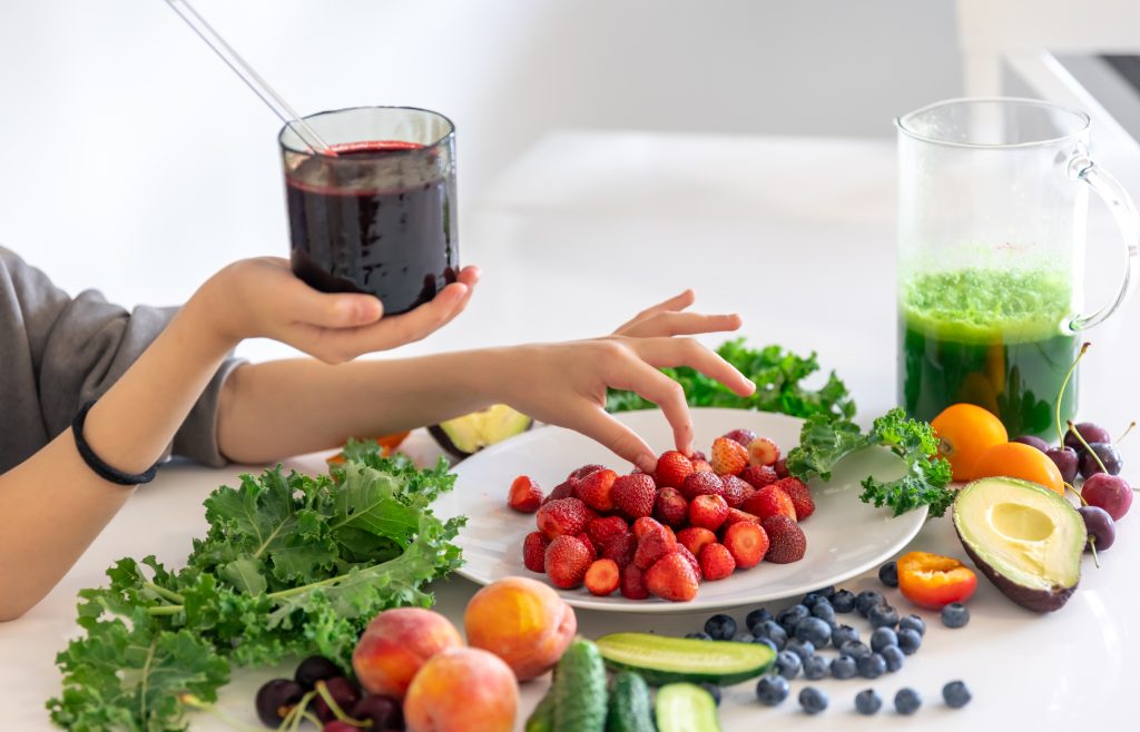 10 best foods that help reduce water retention naturally